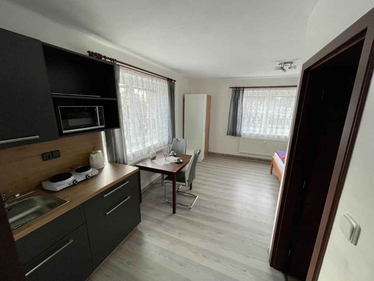 Apartmany Marjanka Jenisovice  Luaran gambar